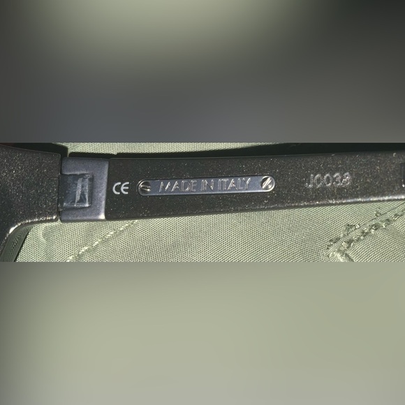 Louis Vuitton Black Sunglasses - Picture 9 of 9